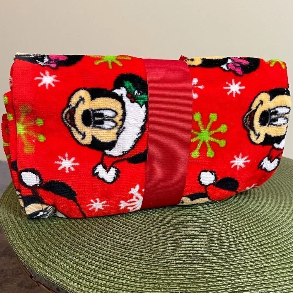 Disney Mickey Mouse Christmas hand towels set of 2 NWT